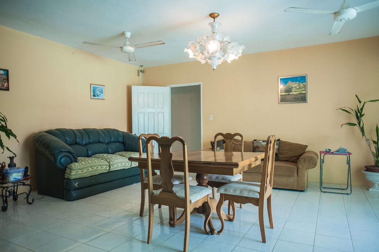 Diamond Villa Guest House Montego Bay Extérieur photo