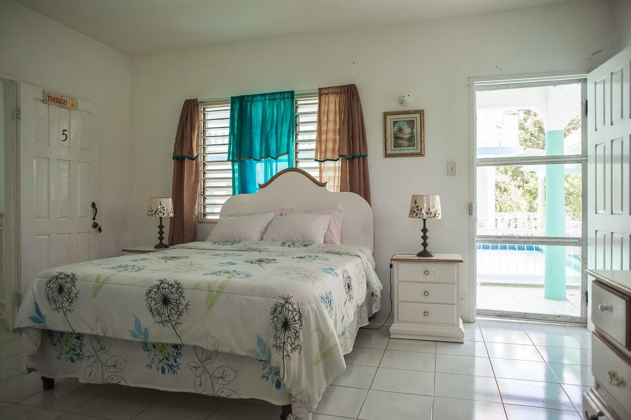 Diamond Villa Guest House Montego Bay Extérieur photo