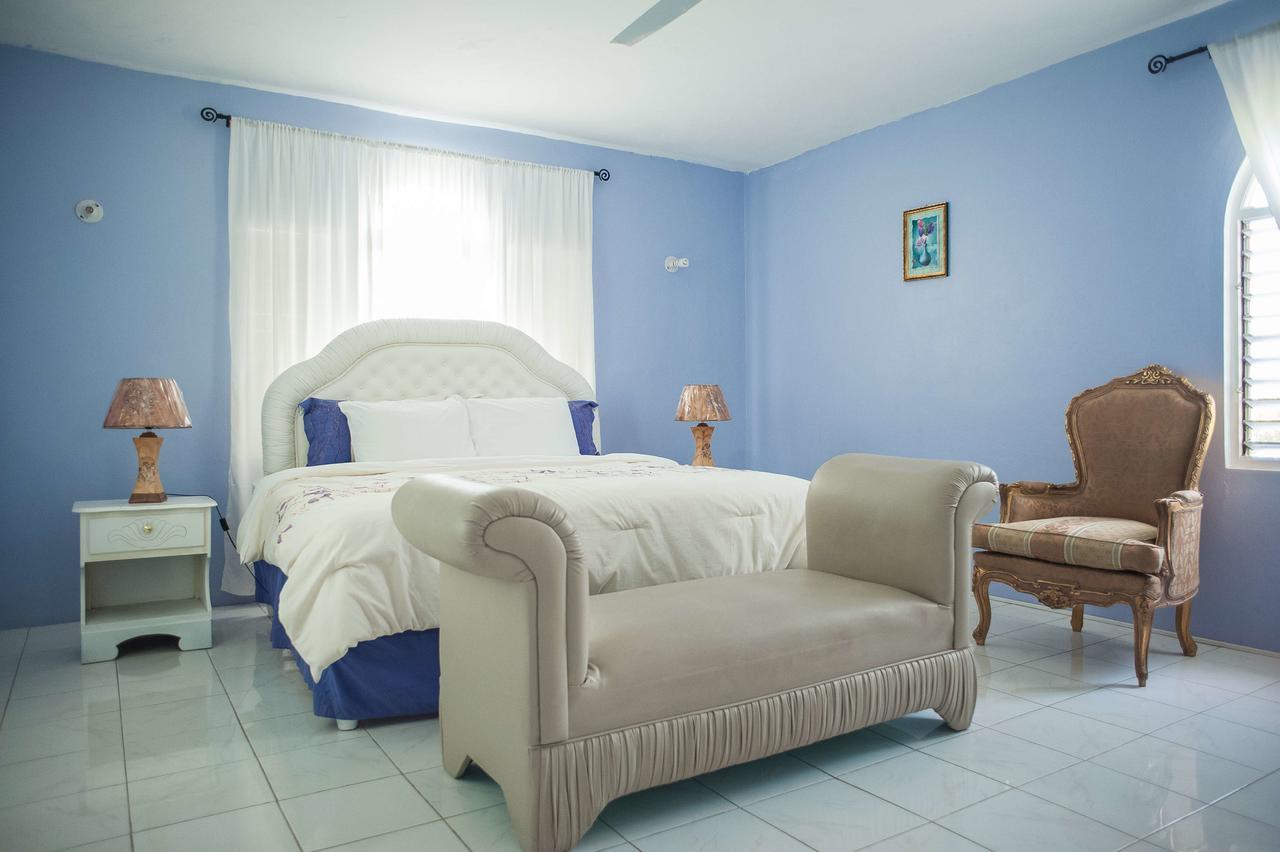 Diamond Villa Guest House Montego Bay Extérieur photo